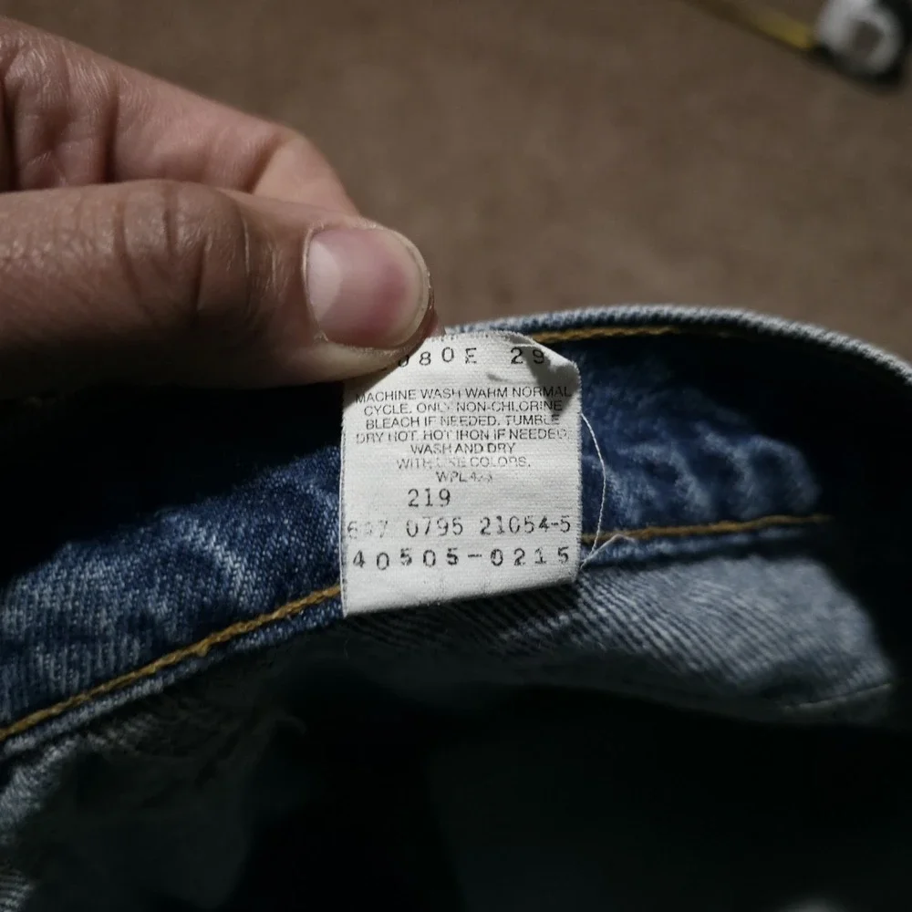 Vintage 1995 Levis 505 Size 32 x 32 *Fits 30 x 28* Orange Tab Denim‎ Jeans Ankle